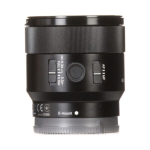 لنز سونی Sony FE 50mm f/2.8 Macro Lens